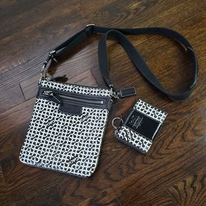 Authentic Coach Penelope Op Art Swingback Purse with Coin Purse